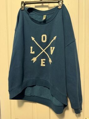 Women’s Pullover Sweater with LOVE Arrow Graphic